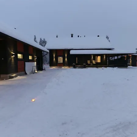 Vennivaara Villa *
